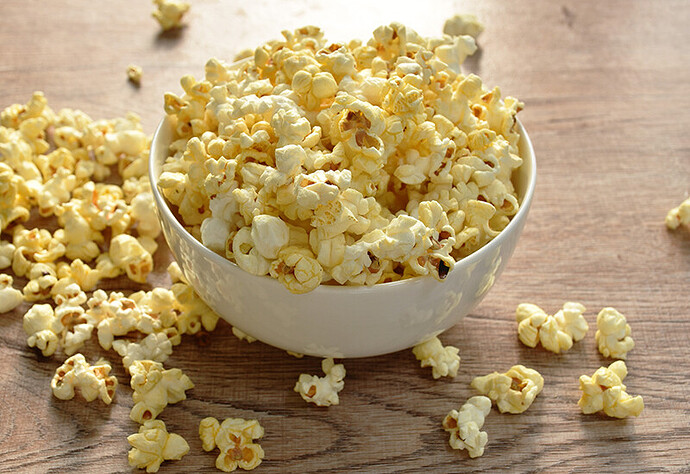kukurice-na-popcorn-500-g-8595678425832-popisek_db10b9bbb426e918de4f190e3fc307f122df0d72